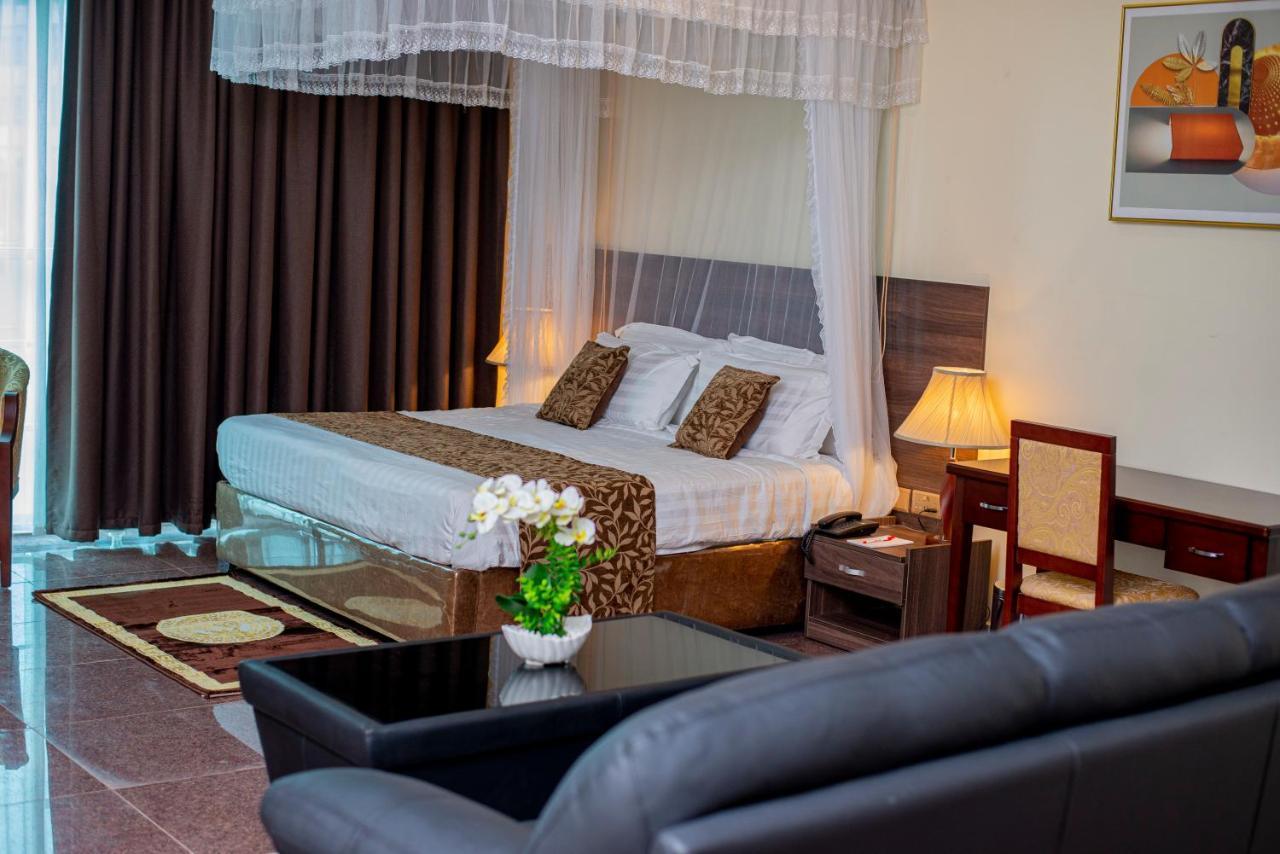 Koki Hotel Καμπάλα Εξωτερικό φωτογραφία
