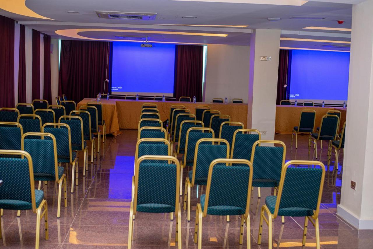 Koki Hotel Καμπάλα Εξωτερικό φωτογραφία