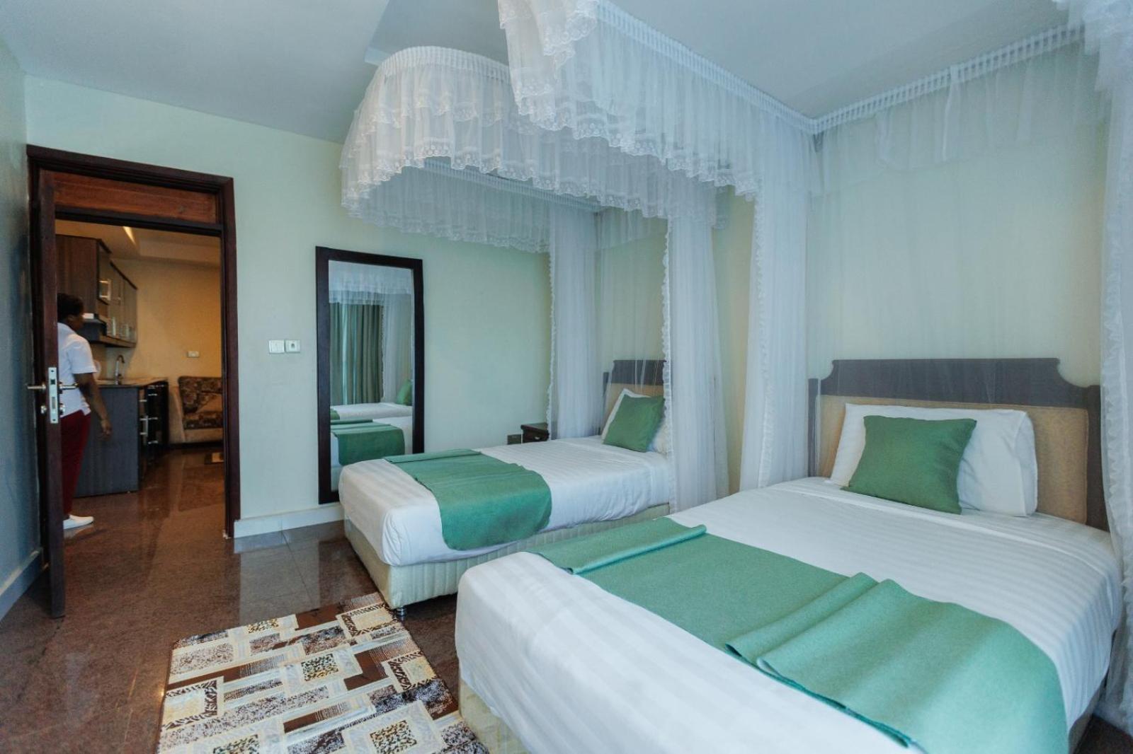 Koki Hotel Καμπάλα Εξωτερικό φωτογραφία